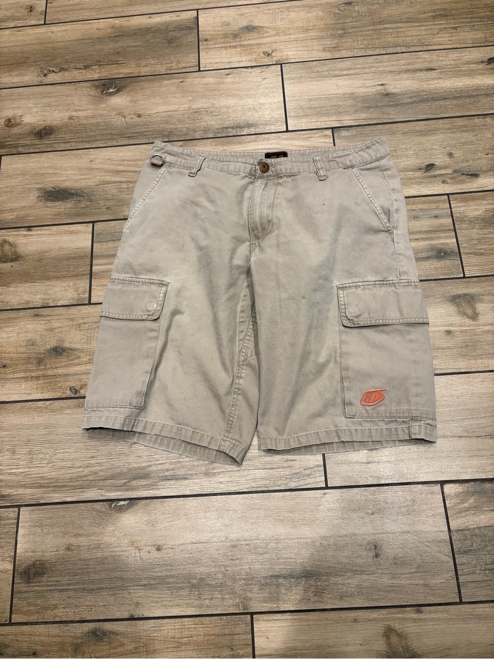 Vintage Y2K Skate Design Cargo Shorts Troy Lee Designs Size 32W 12 inch inseam